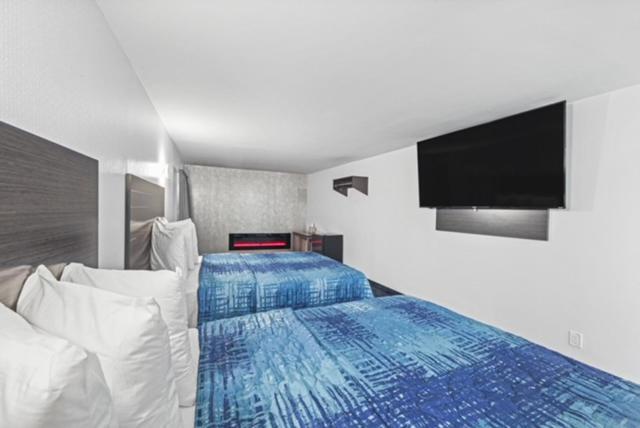 Hotel Opus Bronx Near Bay Plaza Mall นิวยอร์ก ภายนอก รูปภาพ